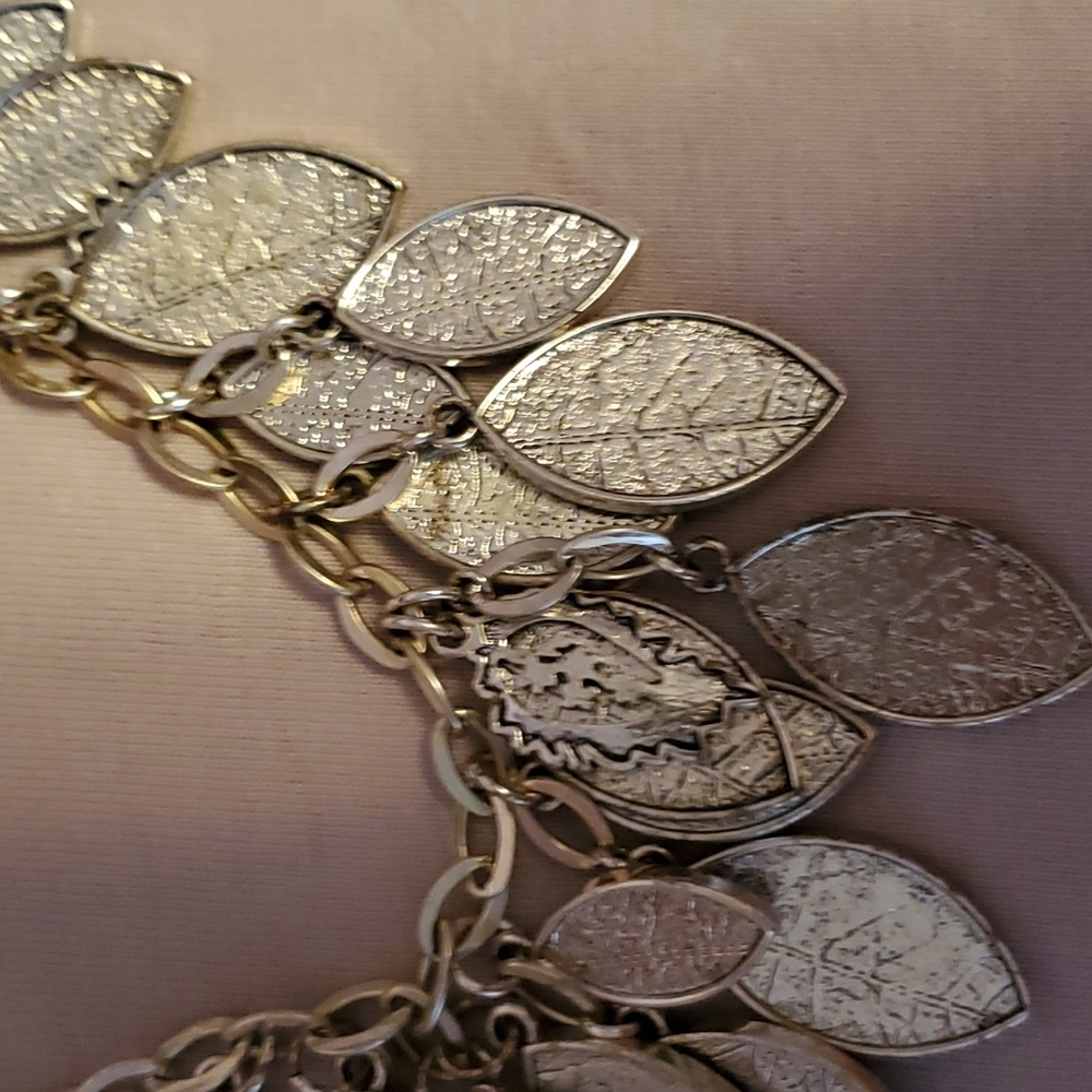 Reversible statement necklace - Picture 5 of 5